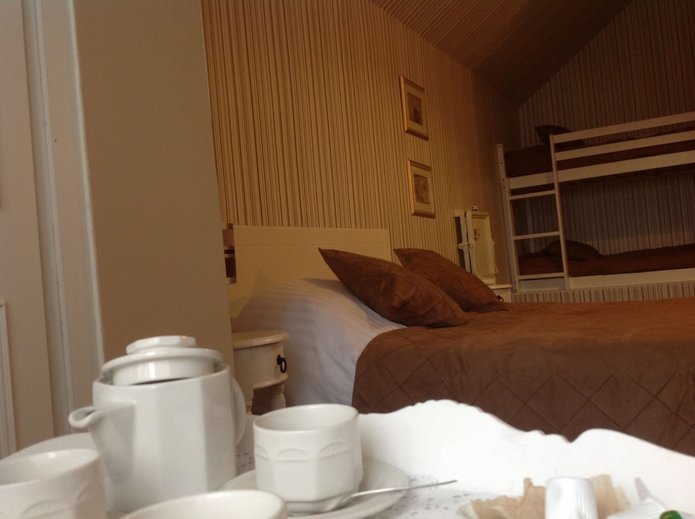 Balmoral Lodge Hotel 25/42