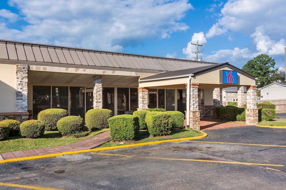 Motel6 Warner Robins, GA 29/31
