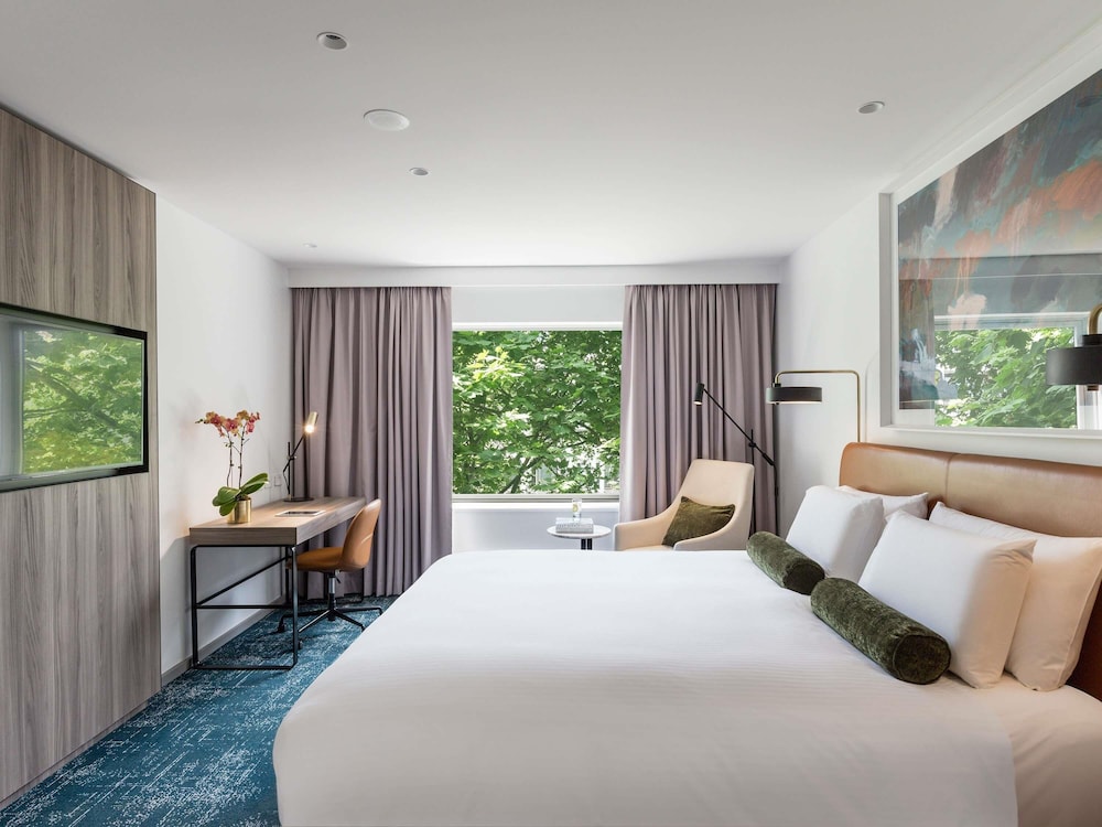 Novotel Sydney Darling Square 24/65