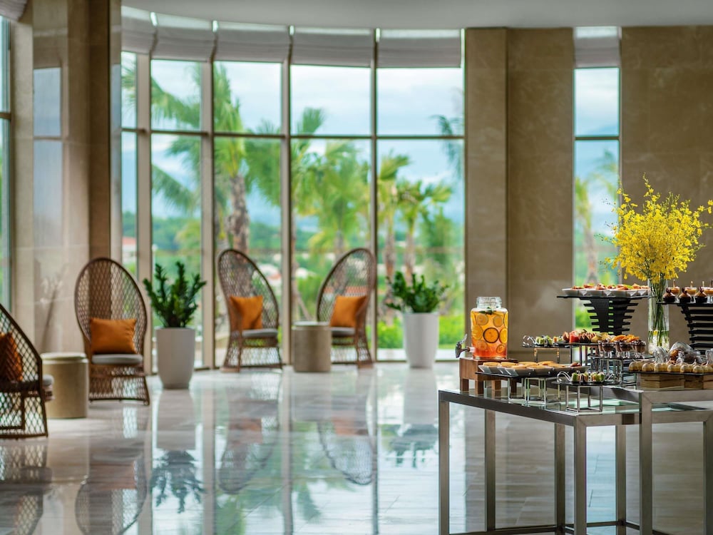 Movenpick Resort Cam Ranh 36/74