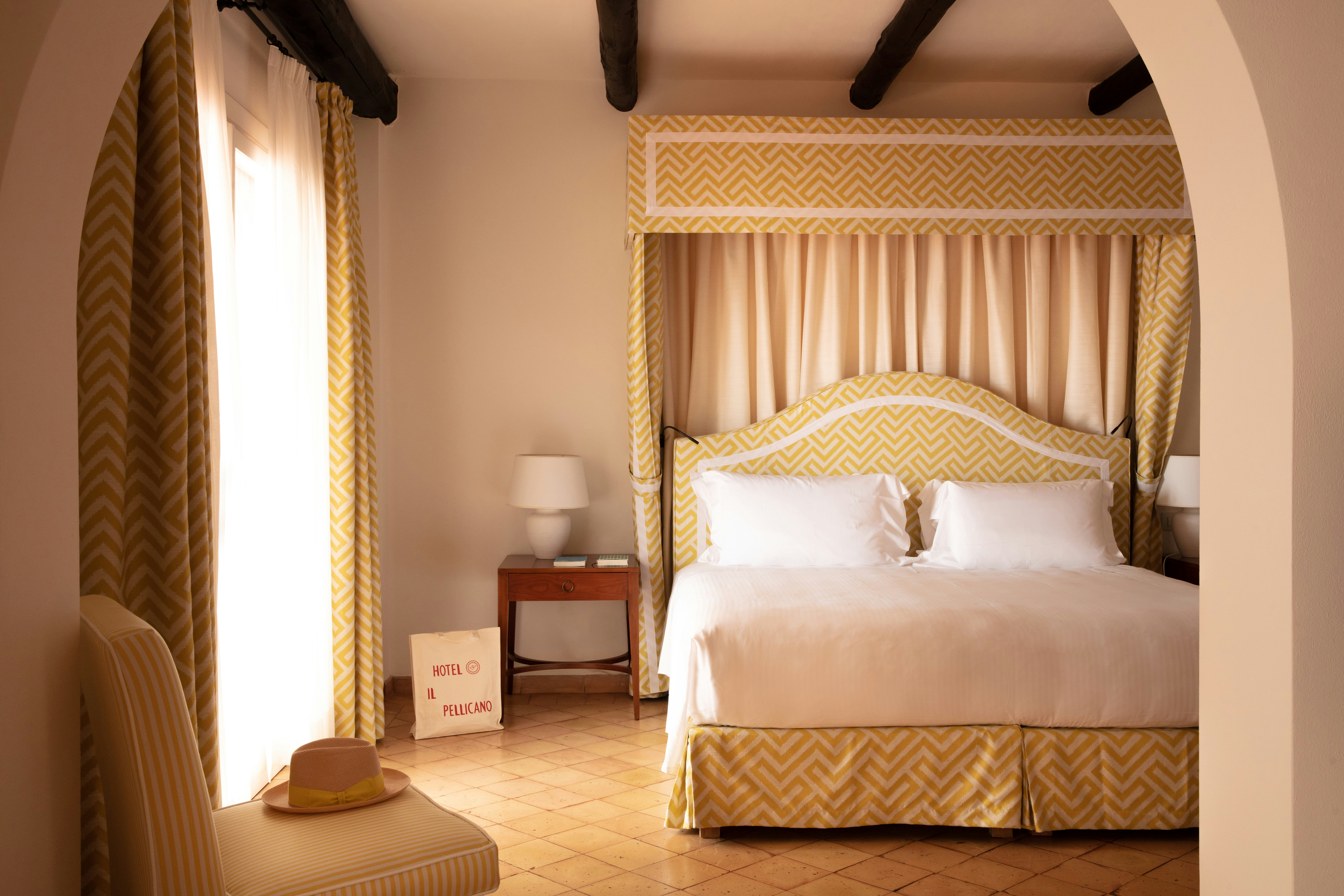 Hotel Il Pellicano 30/83