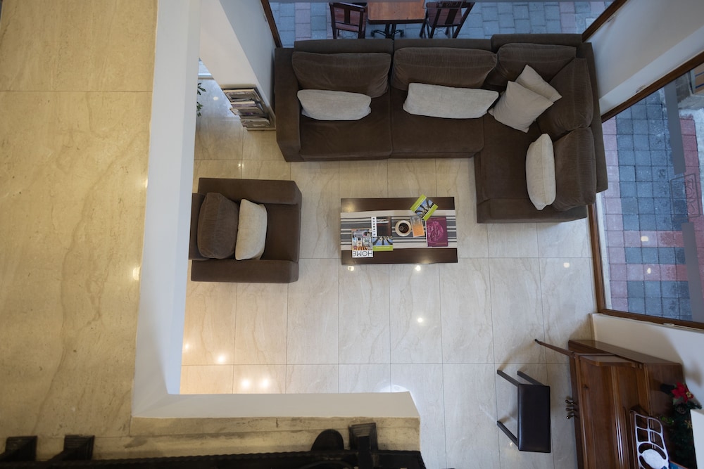 MB CITY HOTEL 31/43