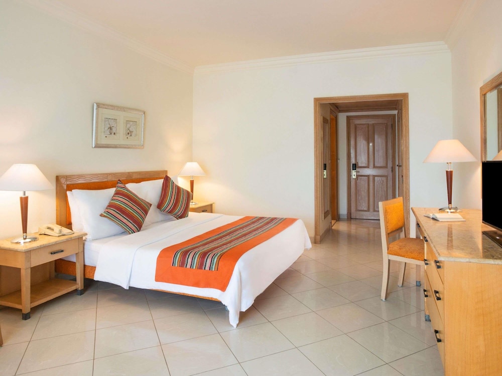 Movenpick Taba 19/76