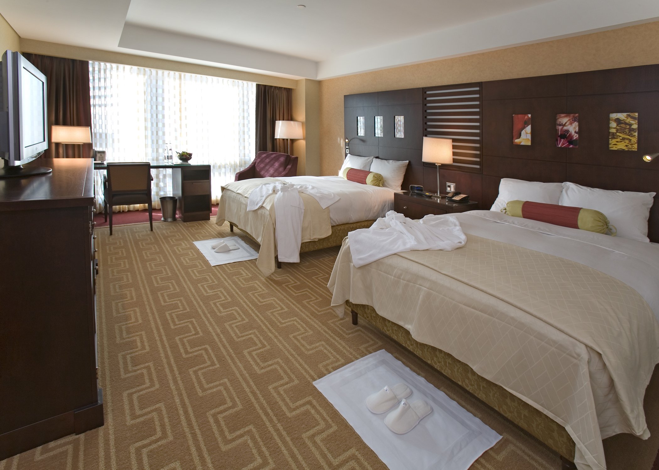 INTERCONTINENTAL BOSTON 28/80