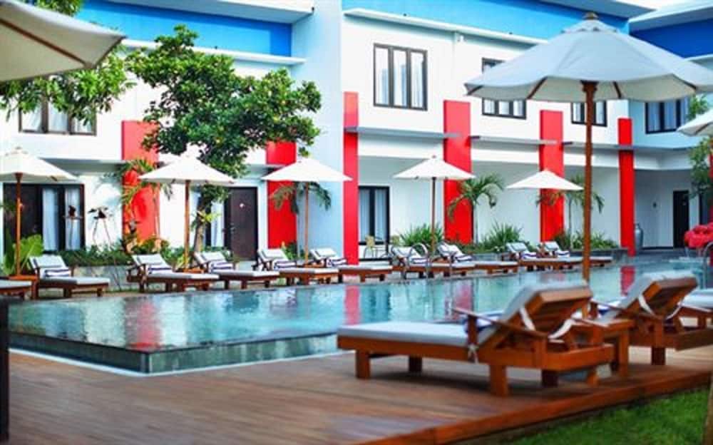 Ozz Hotel Kuta Bali 40/42