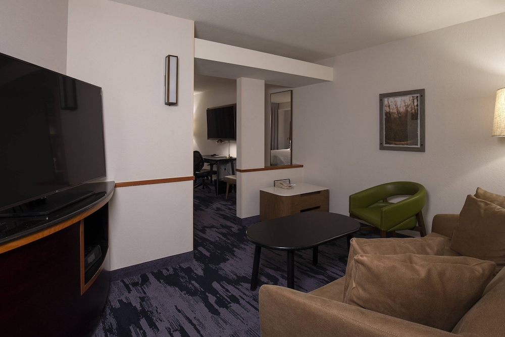 Fairfield Inn Suites By Marriott Venice 32/40