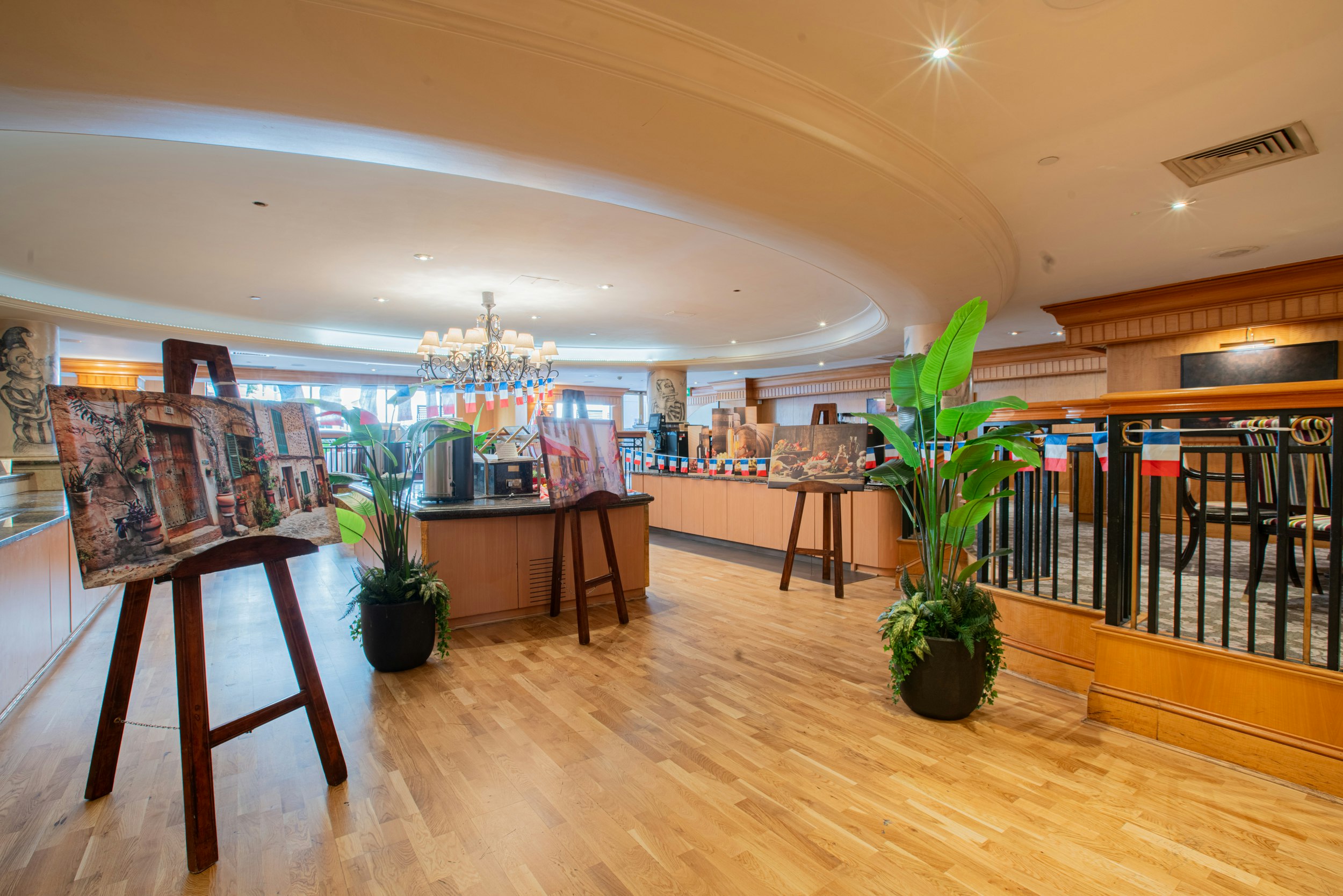 Lobby at Millennium Hotel and Conference Centre Gloucester London, LONDON