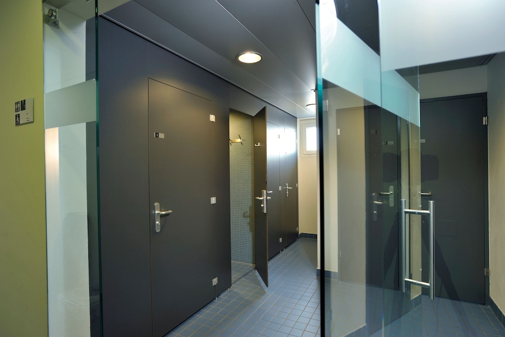 Youth Hostel Locarno 2/50