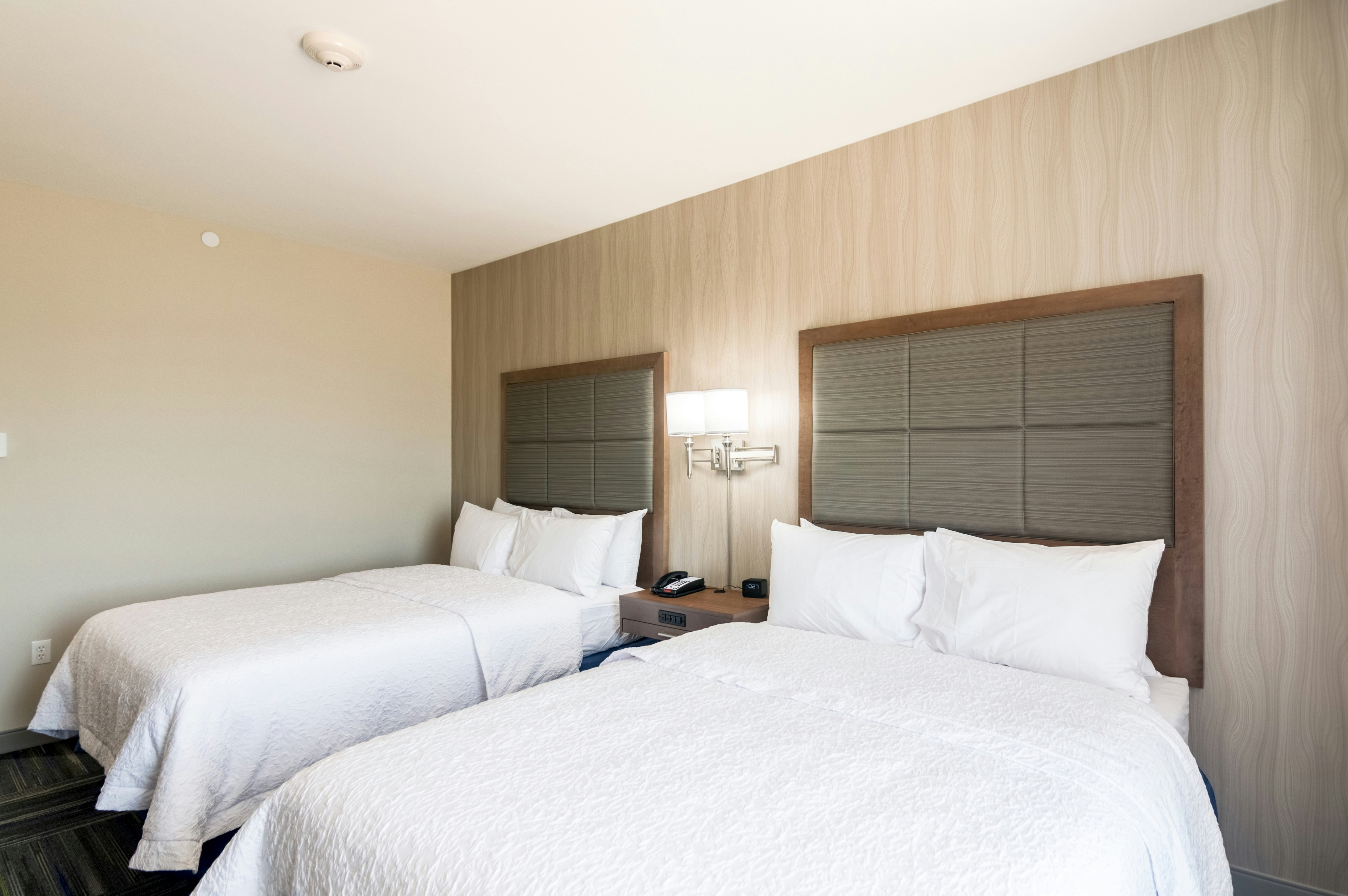 ROOM, 2 QUEEN BEDS