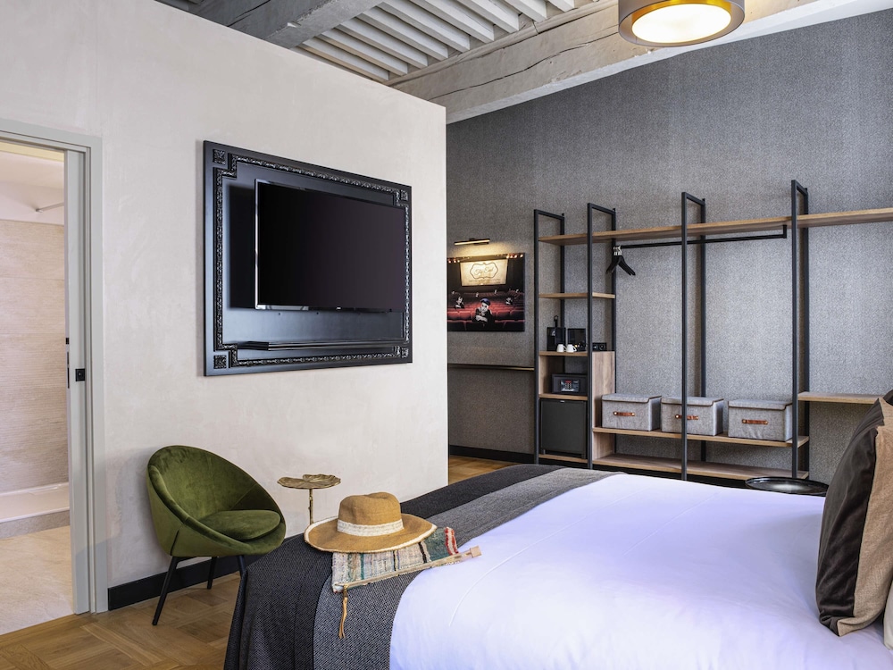 Mercure Figeac Viguier Du Roy 19/63