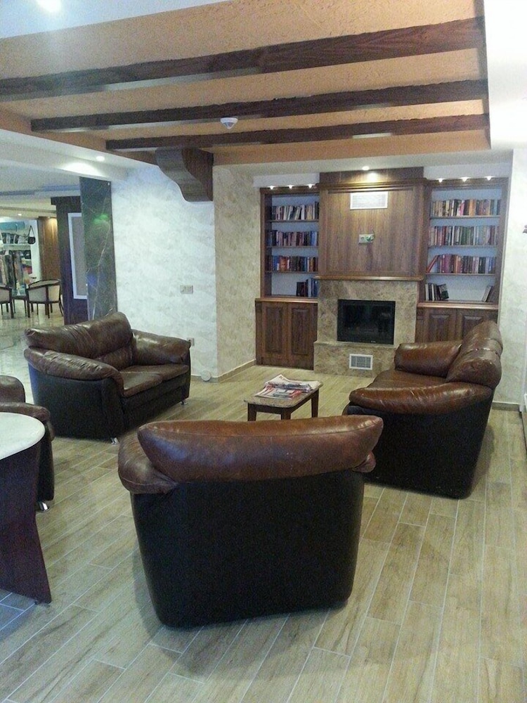 Lavinia Apart Hotel 46/66