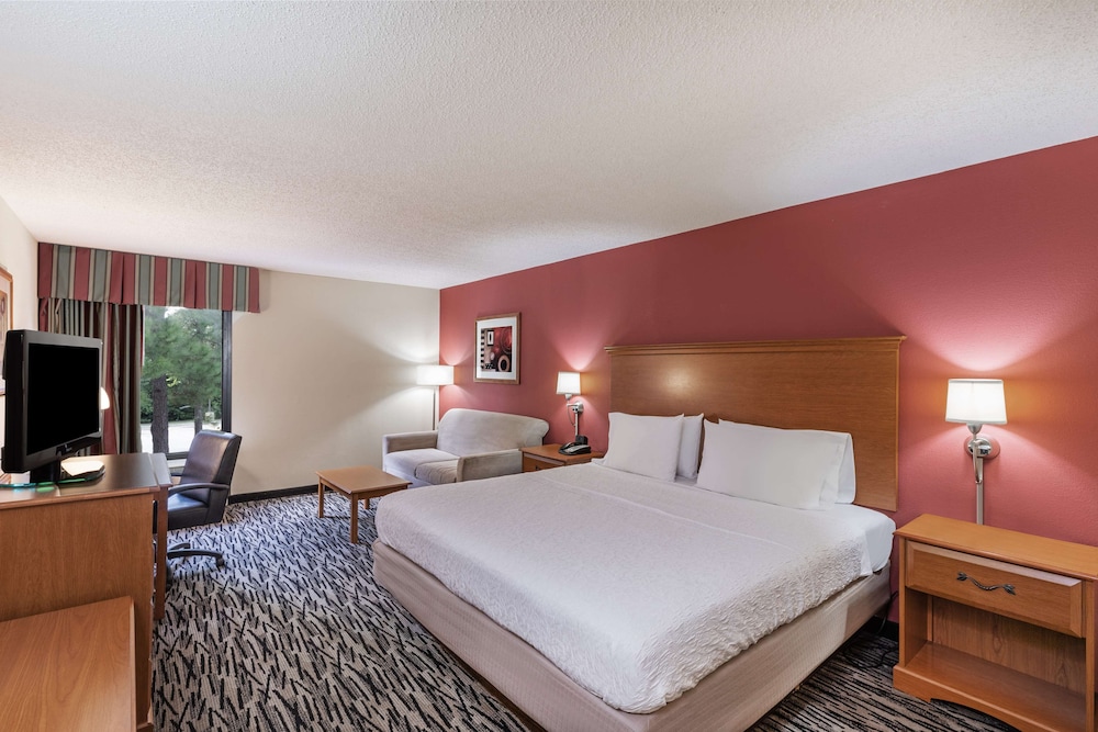 Hampton Inn Aiken 11/32