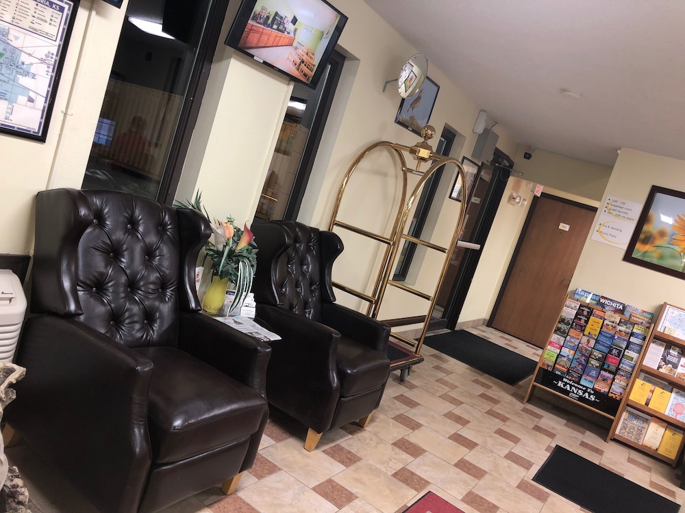 Super 8 By Wyndham Emporia 22/34