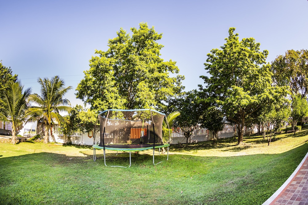 Capital O Oxtankah Chetumal Bay 28/35