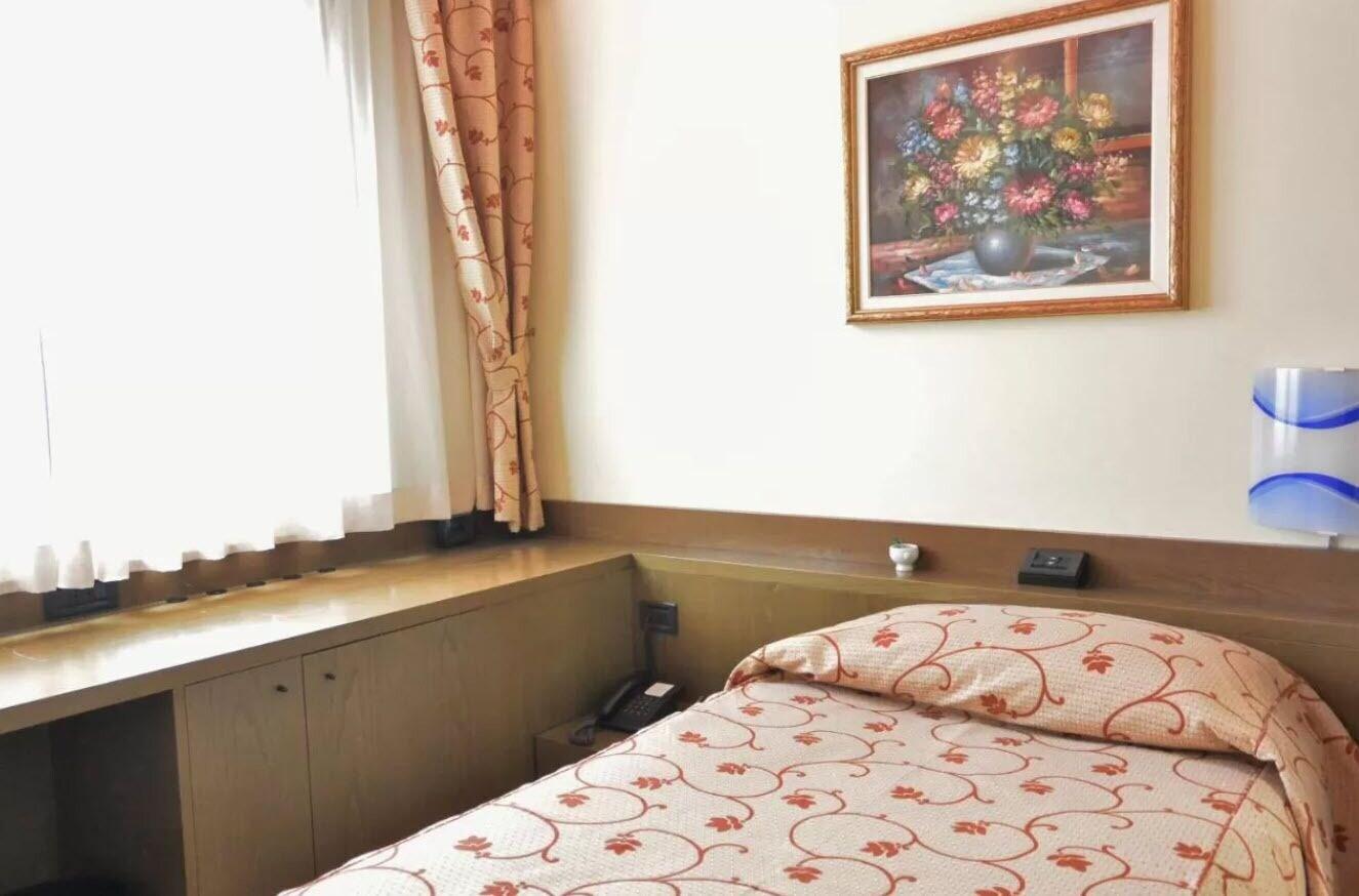 Hotel Melas 5/50