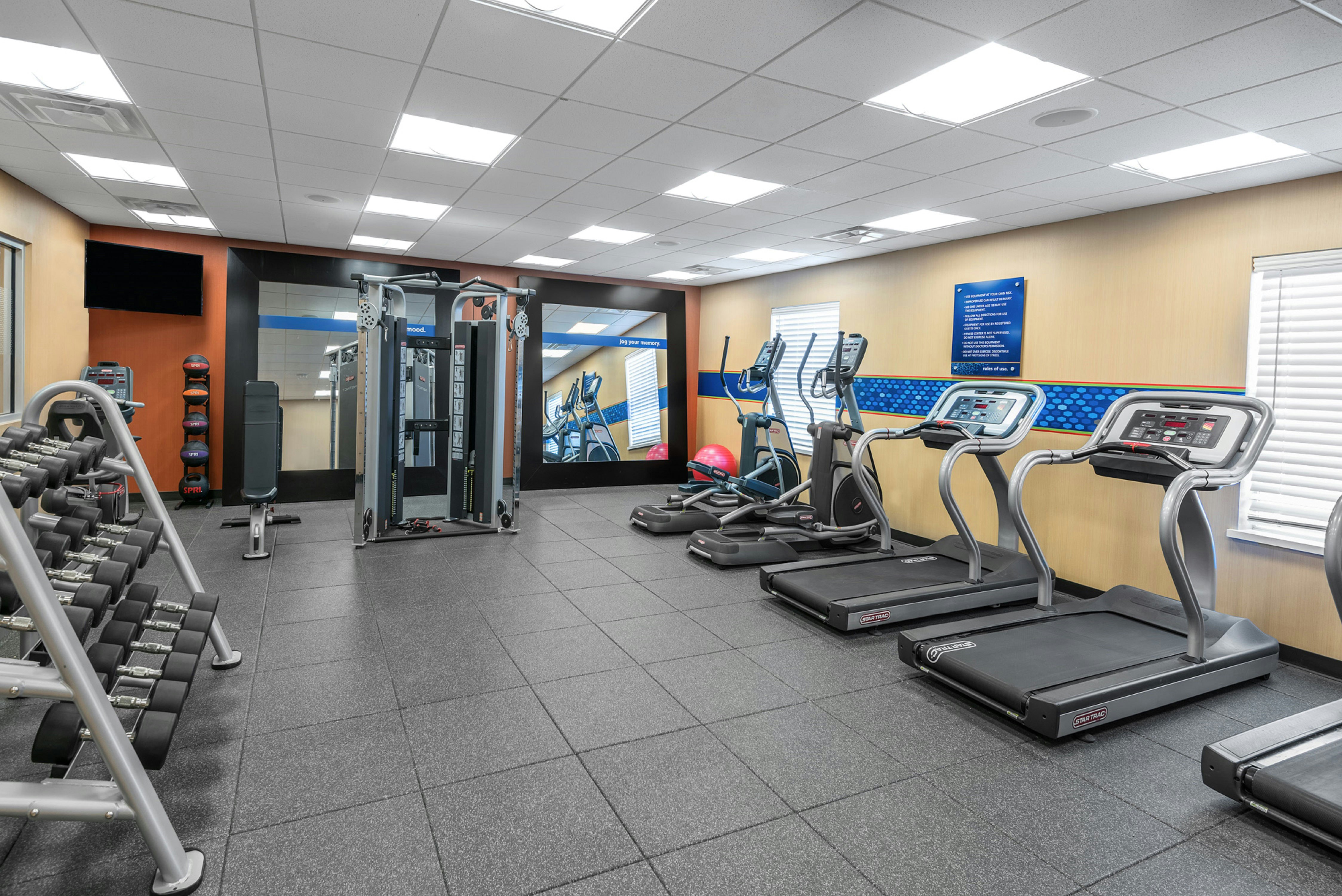 Hampton Inn Suites San Antonio Brooks City Base Tx 17/37