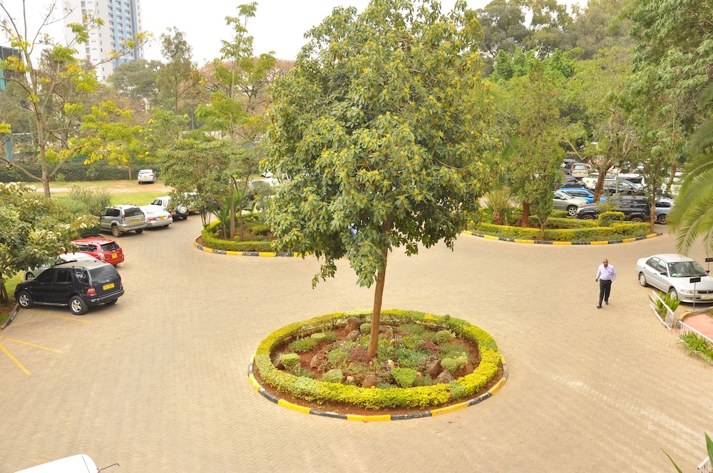 United Kenya Club 44/50