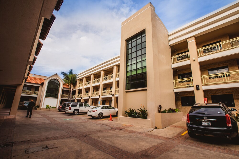 Brisas Del Mar Rosarito 34/50