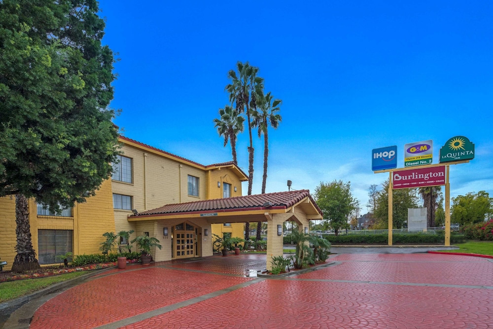 Days Inn by Wyndham San Diego Vista 5/46