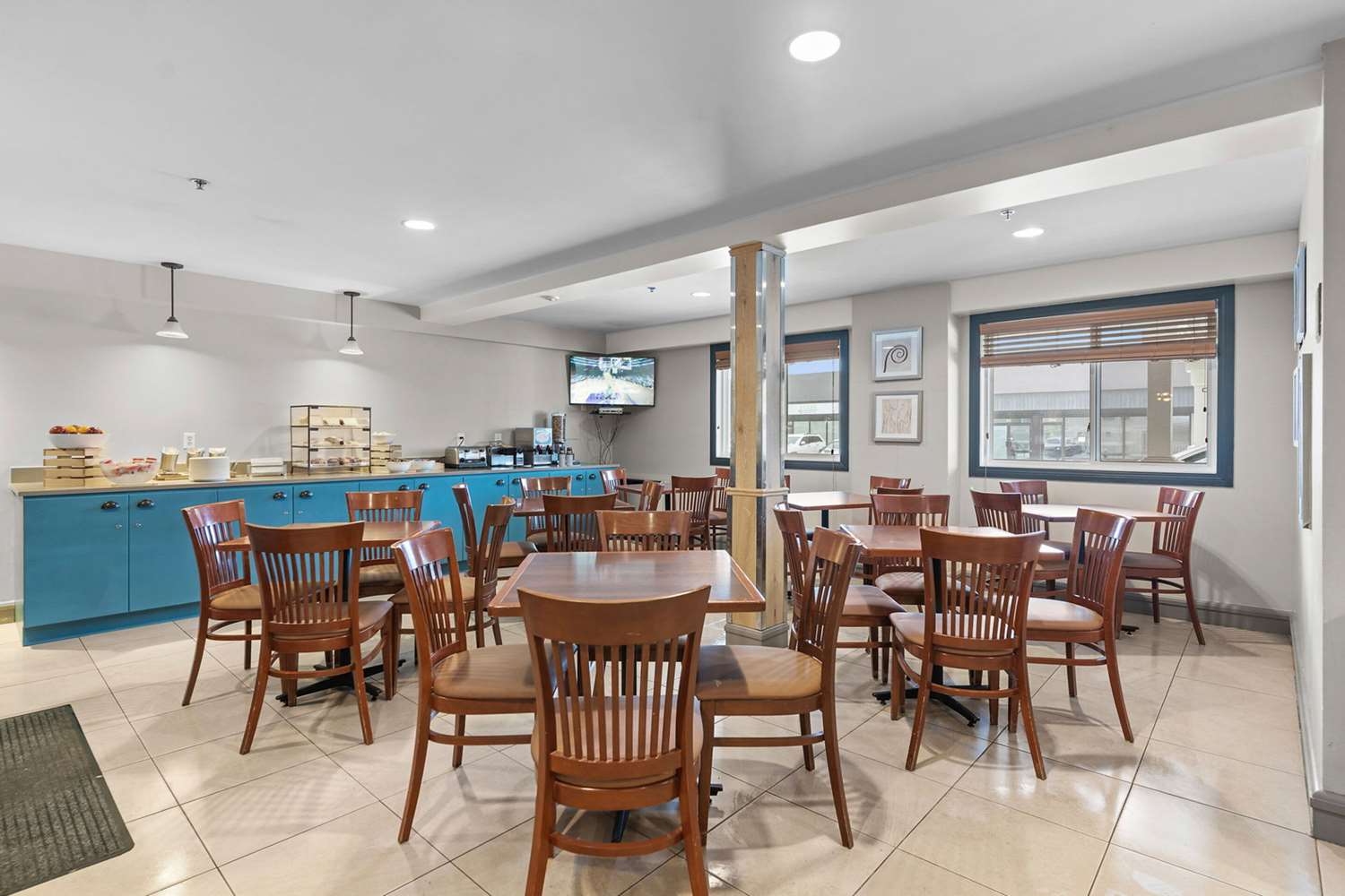 Country Inn Suites By Radisson Saskatoon Sk 23/29