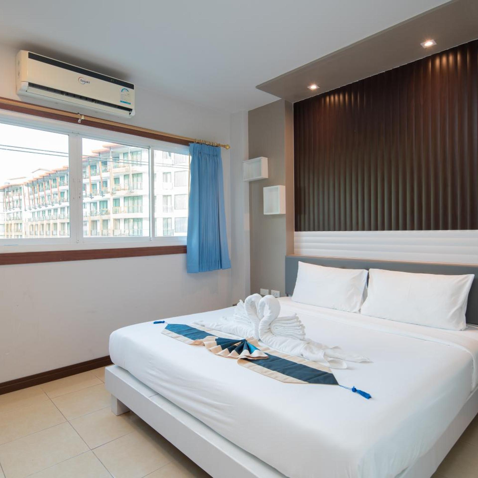 Connecting, 4 Double Beds