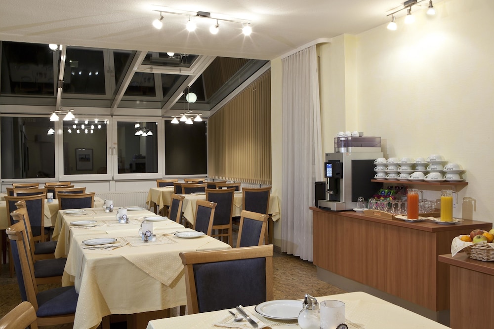 Airport Hotel Stetten 15/23