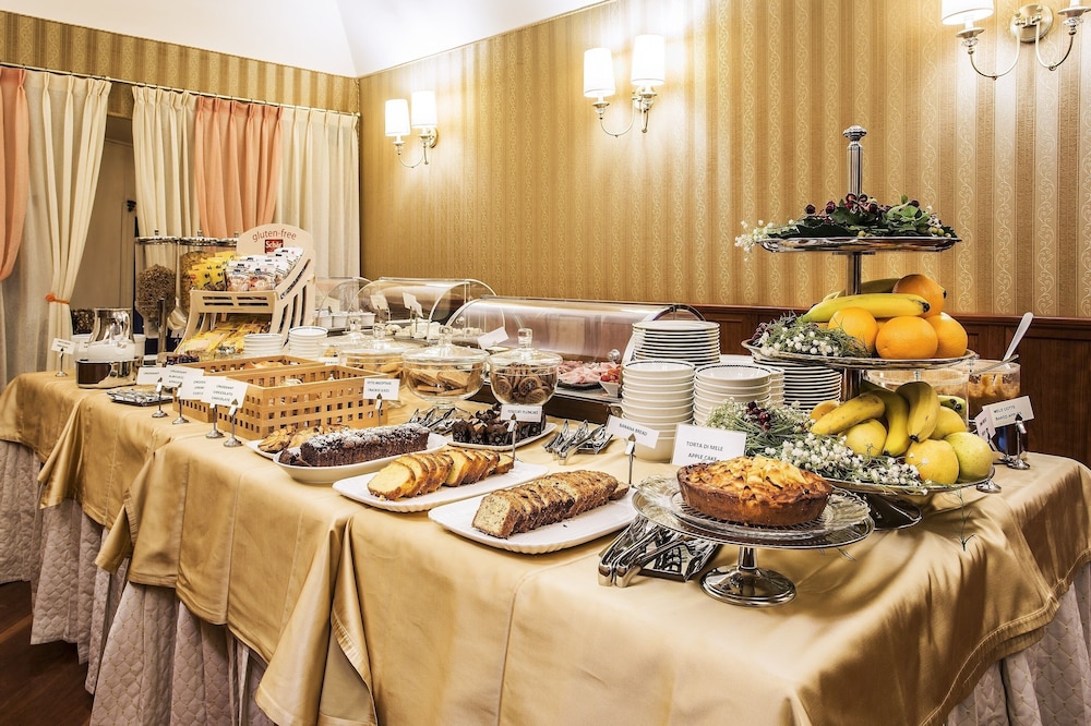 Phi Hotel Principe 51/60