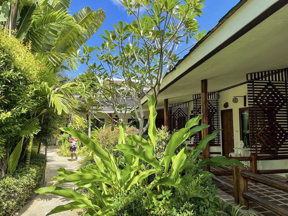 Phuvara Boutique Aonang 8/75