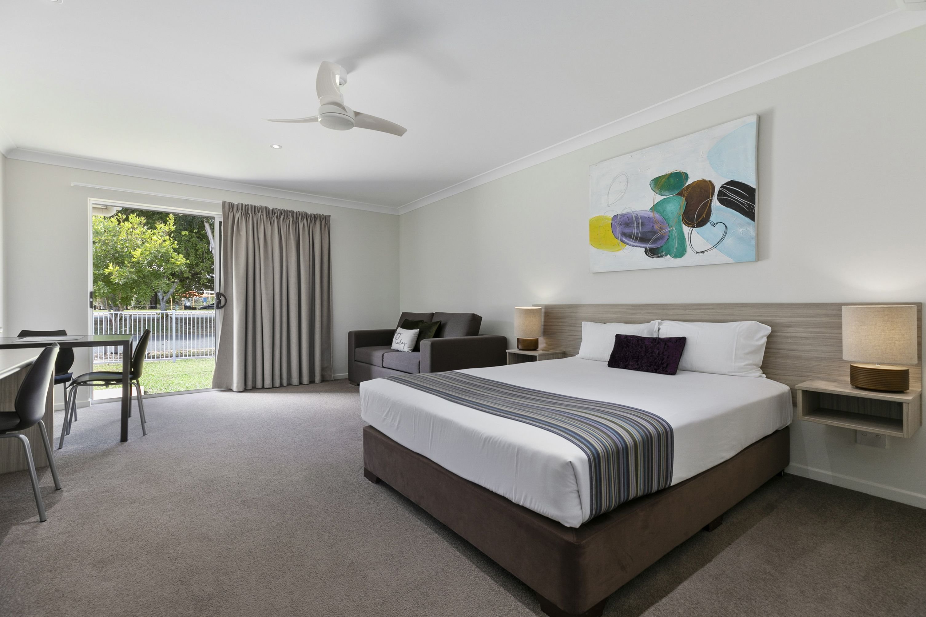 Hotel Beachside 15/34