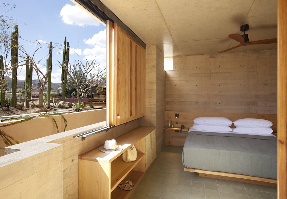 Room, King Bed, Balcony