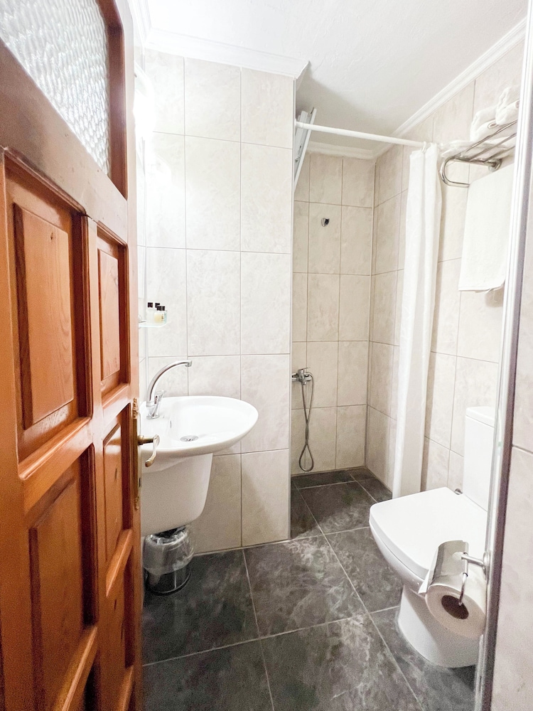 Hermes Hotel Ozdere 50/50