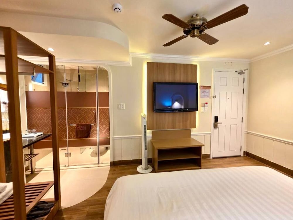 Tulip Hotel 2 40/66