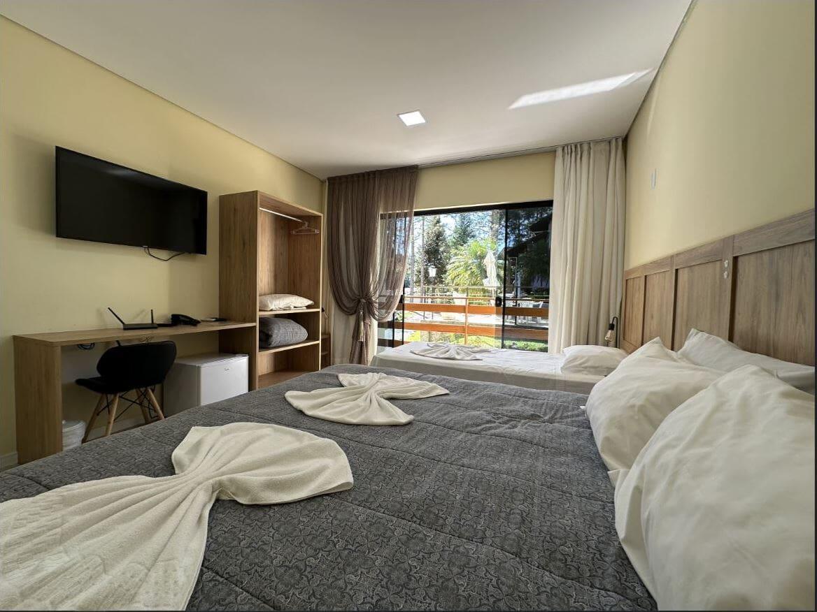 Luxury, Suite, Triple 5/8