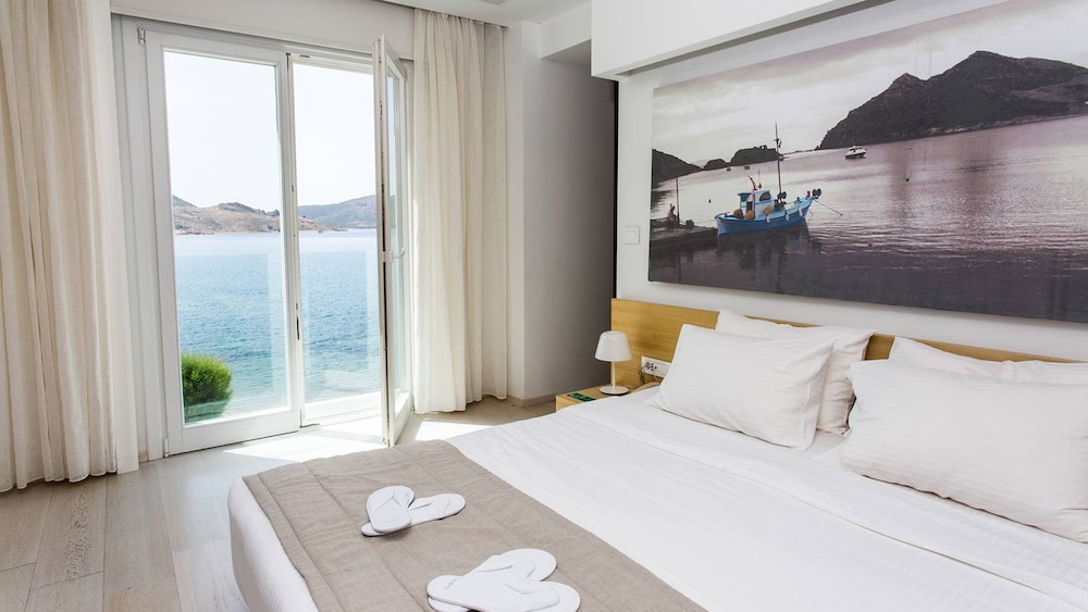 Patmos Aktis Suites And Spa 20/86