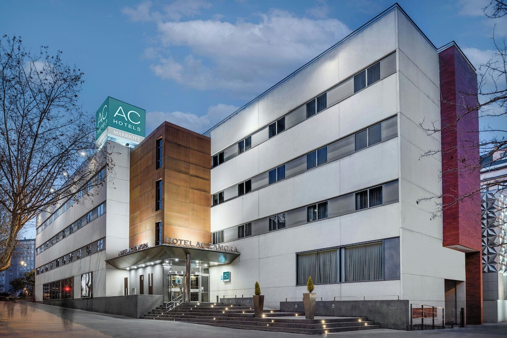 Ac Hotel By Marriott Zamora 1/50