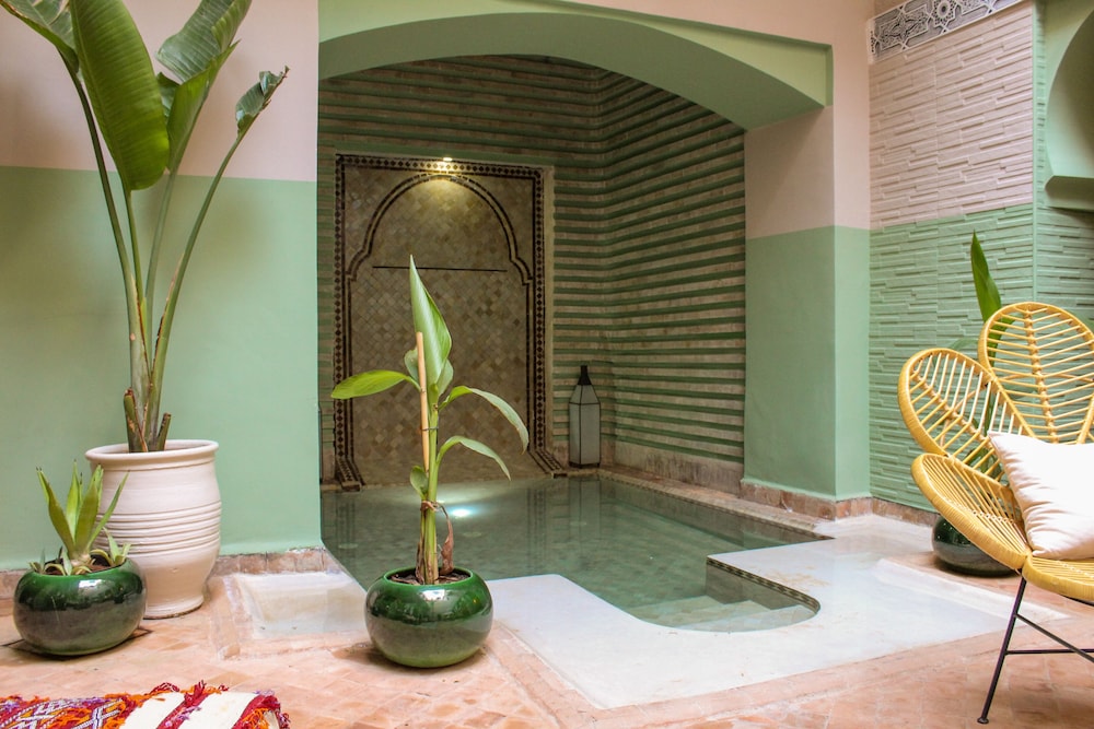 Riad Amra 21/34