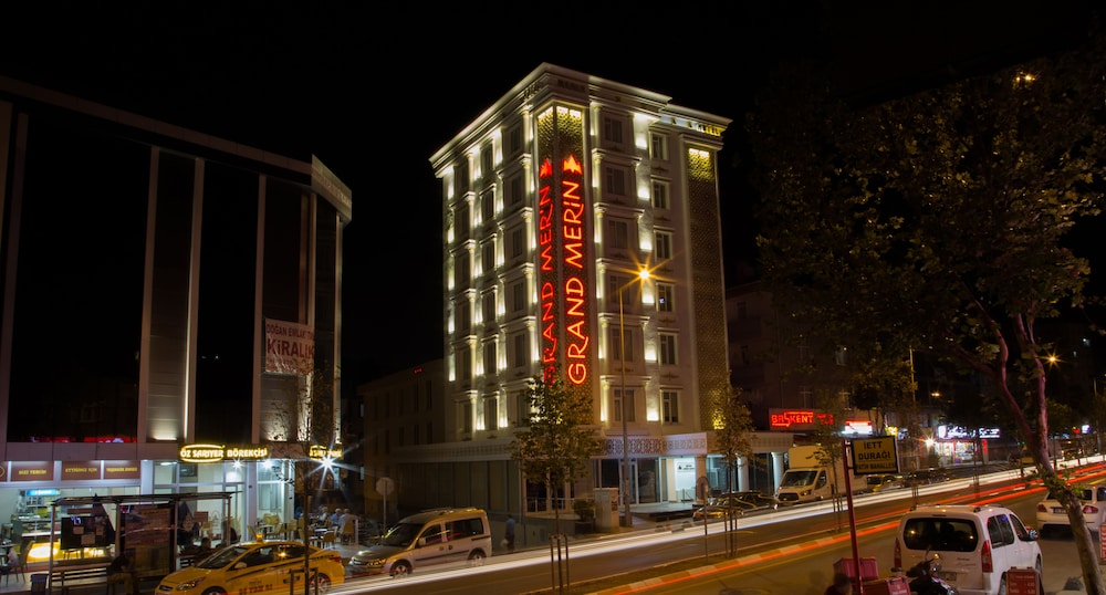 Grand Merin Hotel 4/63