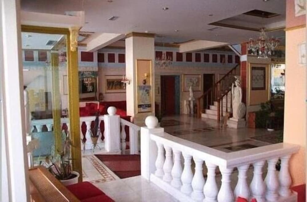 Kosta-Famissi Hotel 15/45