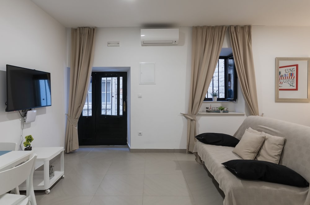Apartments Ivana 41/63