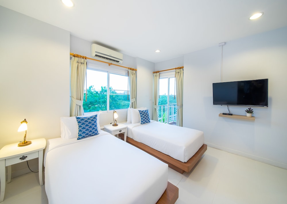 Blu Marine Hua Hin Resort And Villas 16/50
