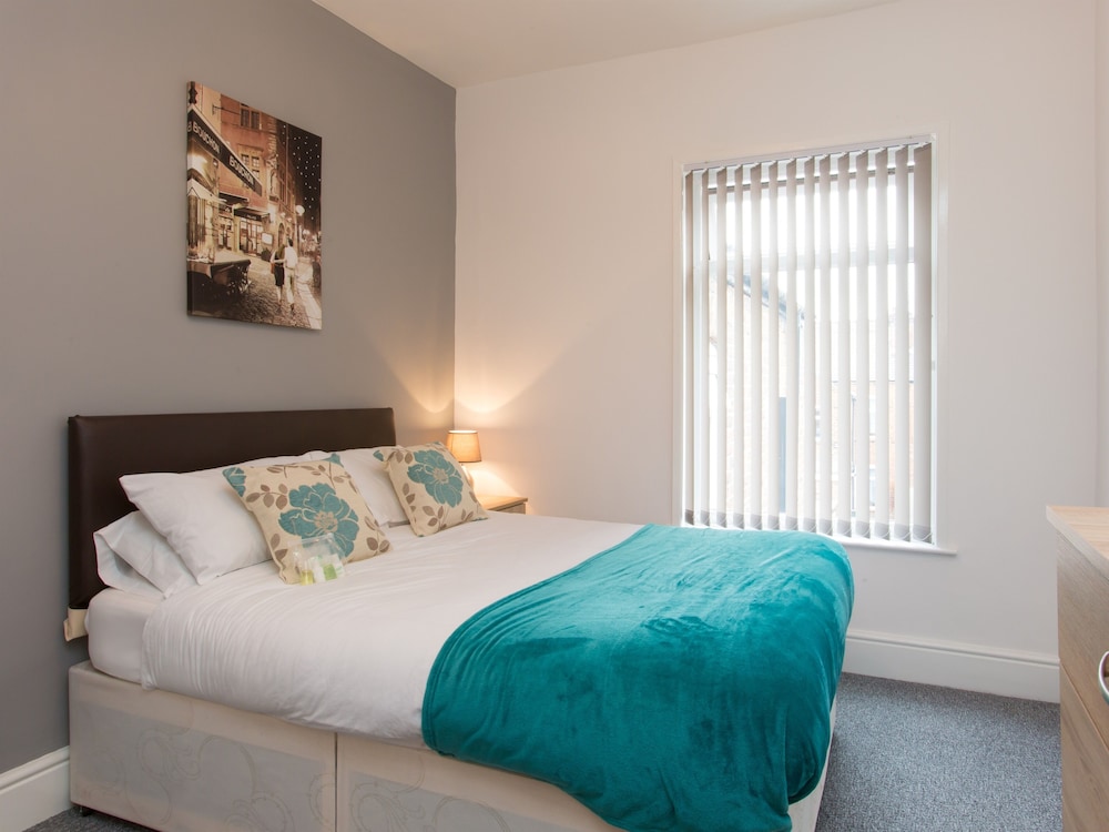 Townhouse @ Minshull New Road Crewe 7/25