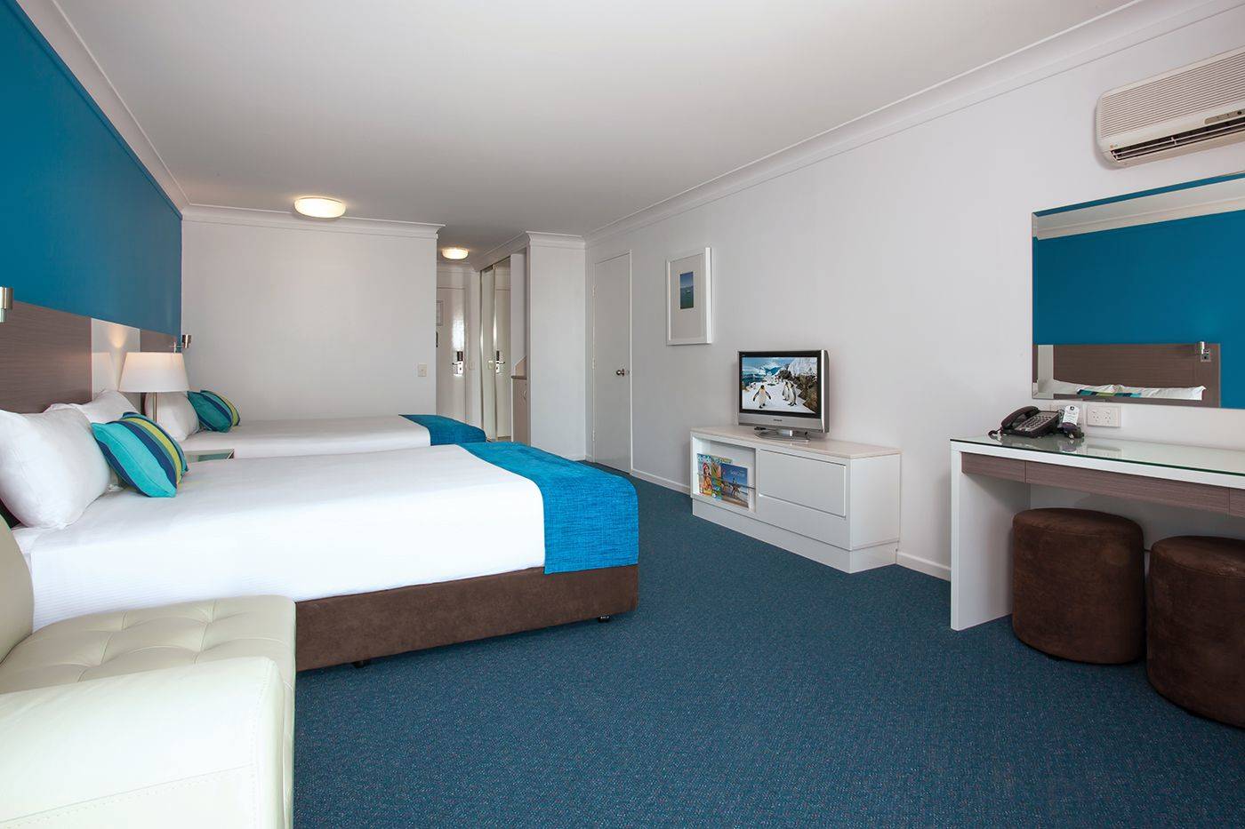 Resort, Queen Bed