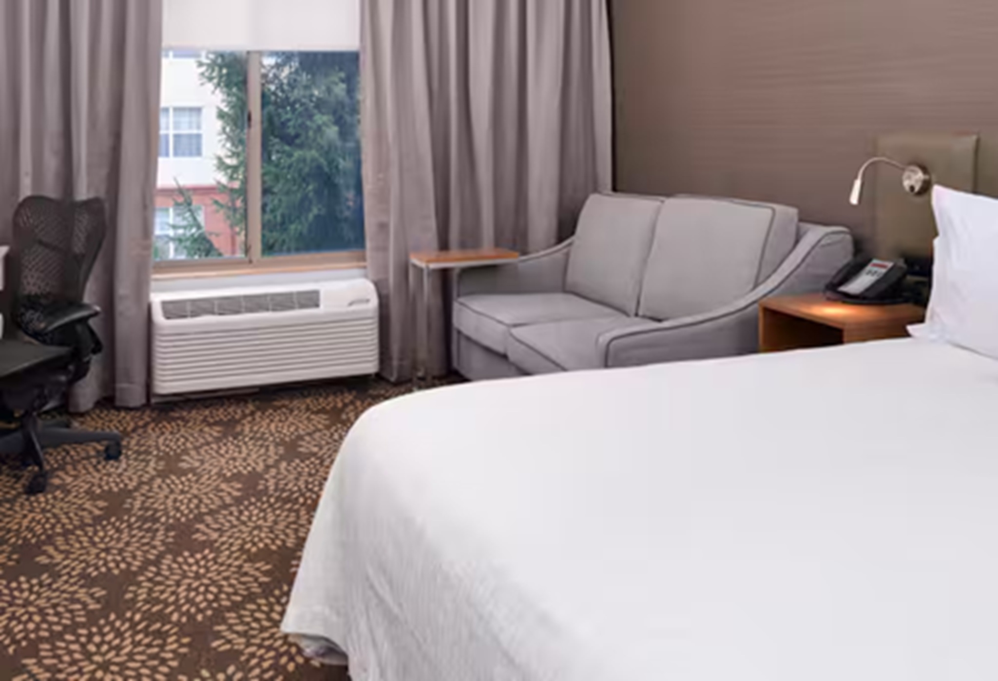 STANDARD, KING BED, ACCESSIBLE