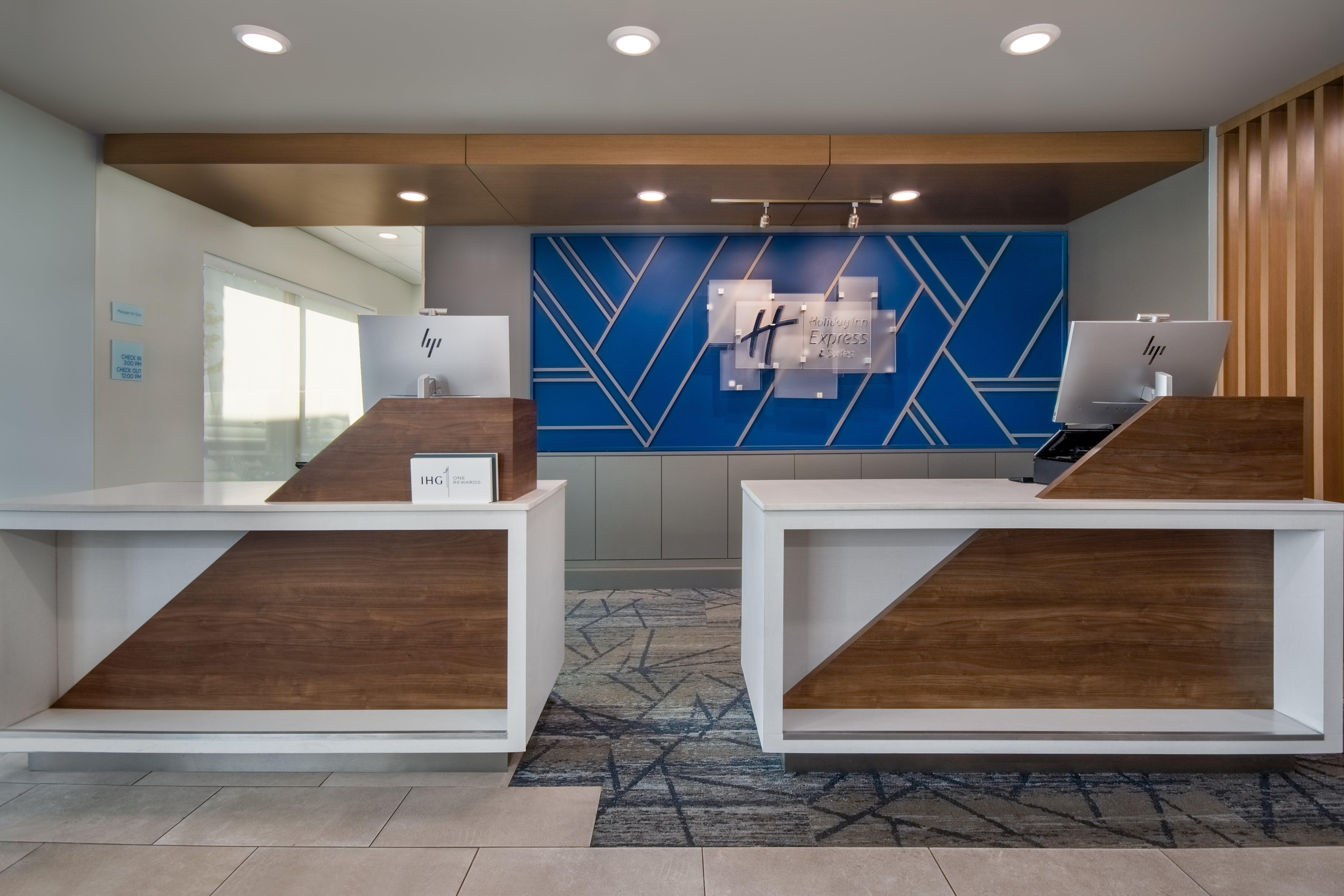 Holiday Inn Express & Suites Muskegon - Grand Haven, an IHG Hotel 5/32