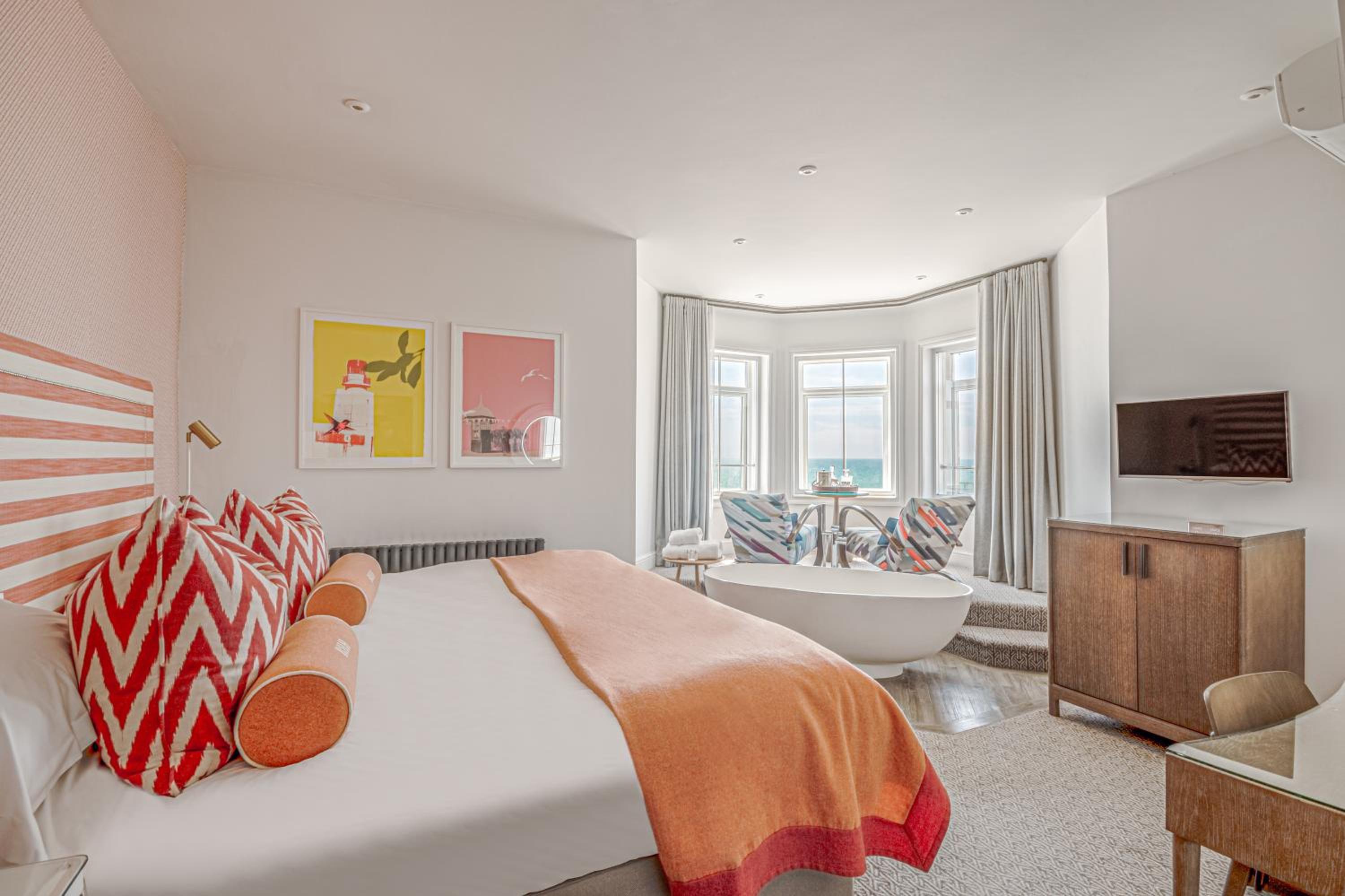 Suite, Sea View, Corner