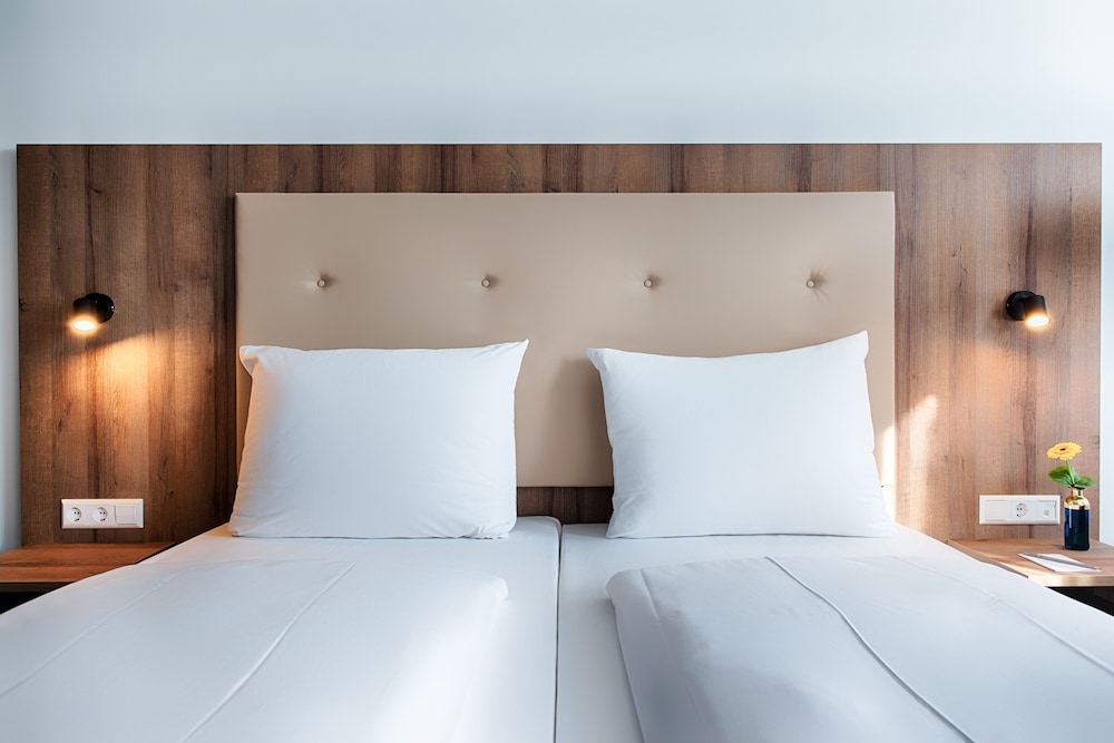 ACHAT Hotel Stuttgart Zuffenhausen 46/80