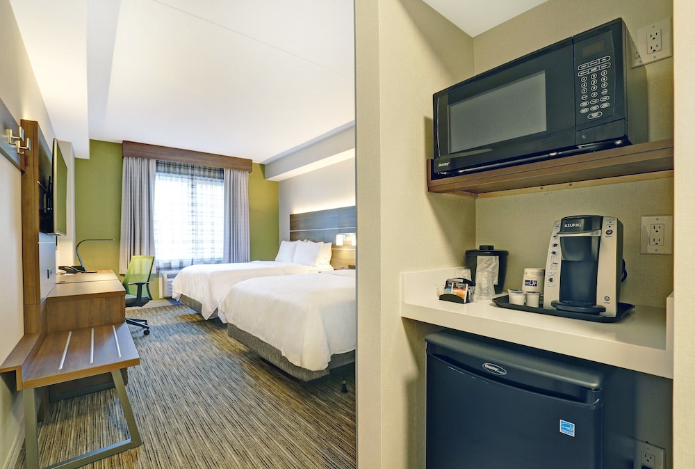 Holiday Inn Express Whitby Oshawa An Ihg Hotel 25/78