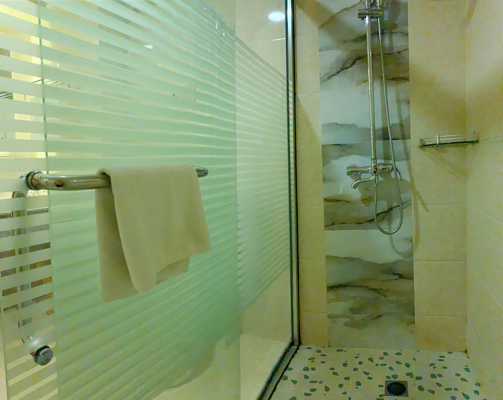 Asia and Africa Hotel 12/32