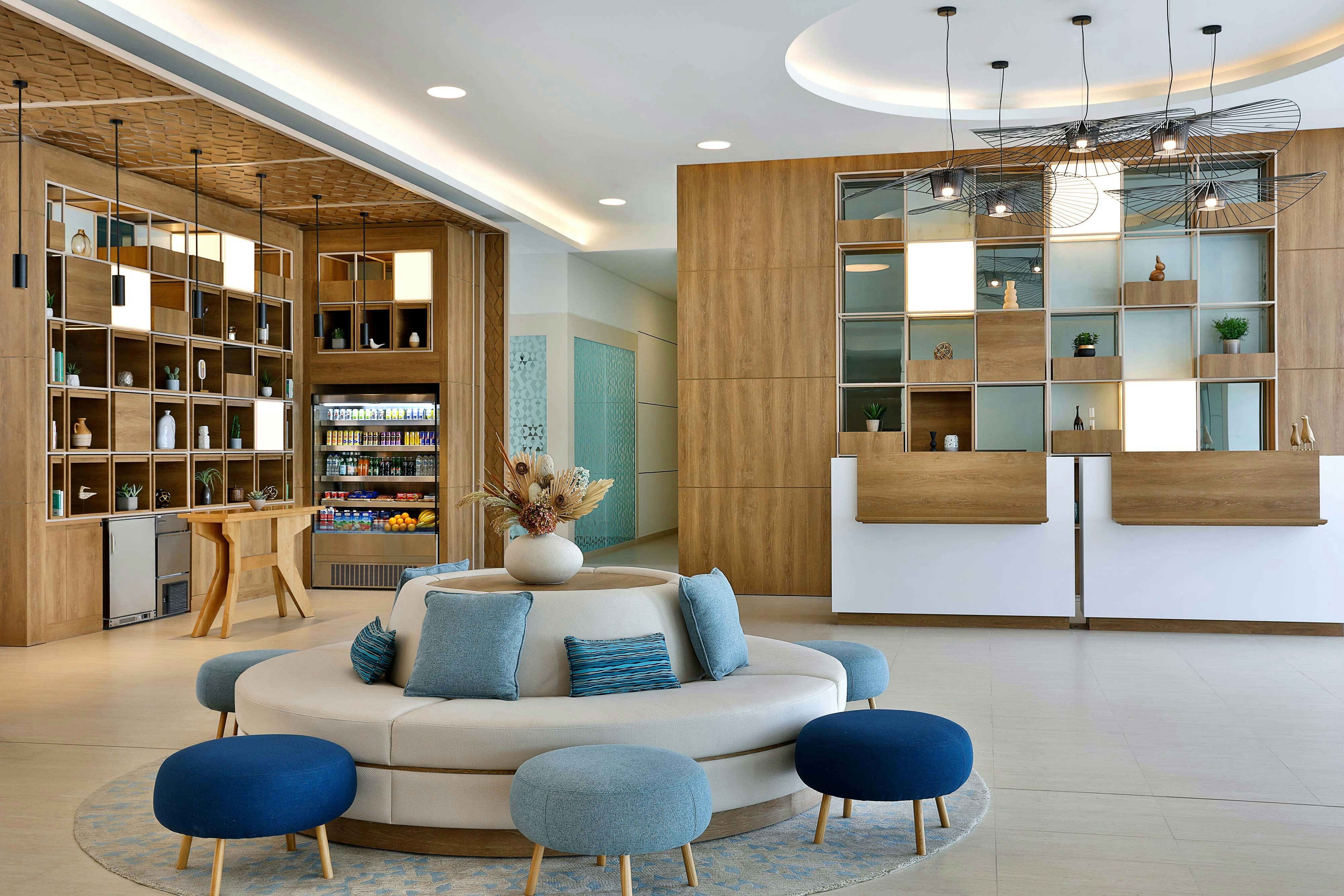 Element Dubai Airport 17/36
