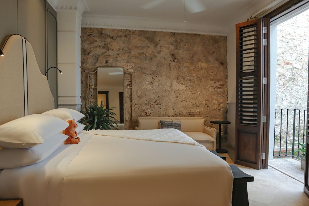 Casa Bianca by Faranda Boutique 19/58